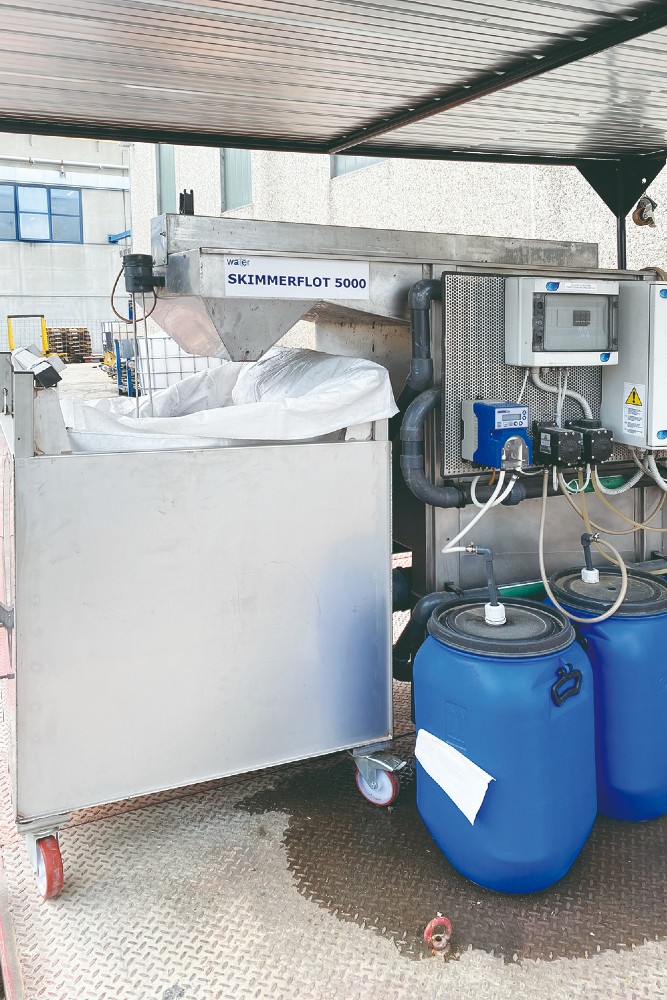 The Skimmerflot 5000 plant supplied by Water Energy