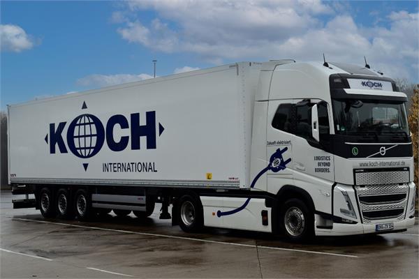 An electric truck of Koch International used by BASF Coatings for long-distance transportations